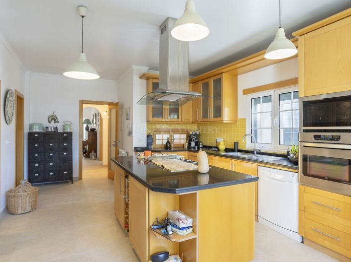 Image No.10-4 Bed Villa for sale