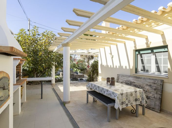 Image No.12-4 Bed Villa for sale