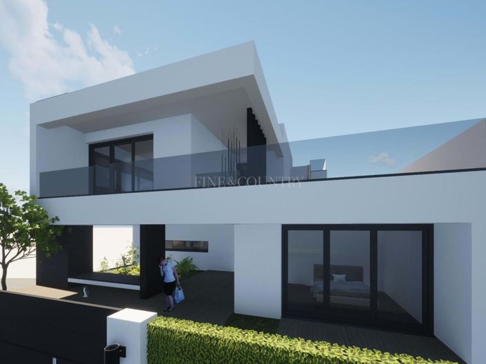 Image No.10-4 Bed Villa for sale