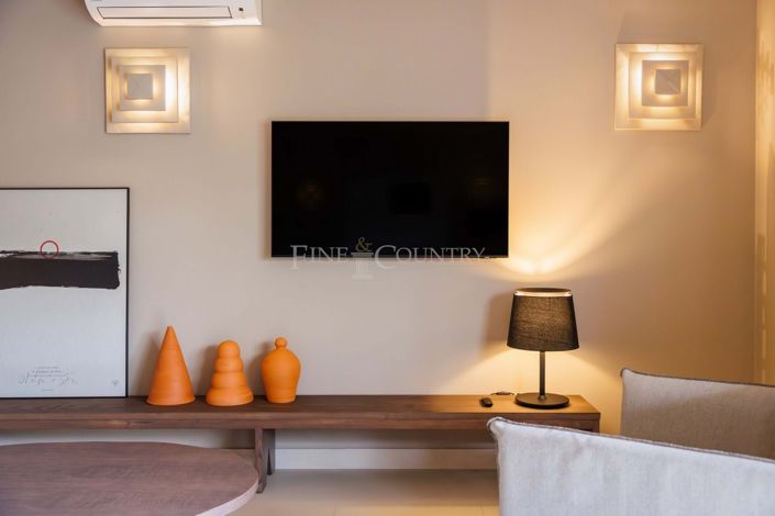 Image No.4-2 Bed Townhouse for sale