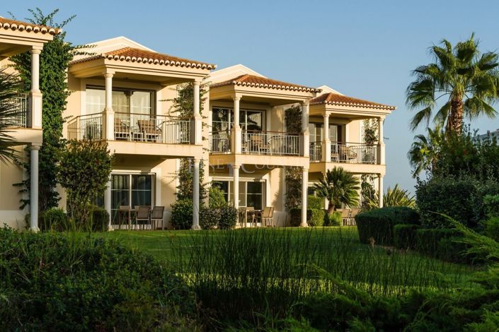 Image No.69-2 Bed Townhouse for sale