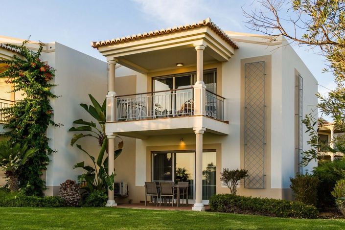 Image No.86-2 Bed Townhouse for sale