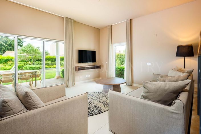 Image No.4-3 Bed Property for sale