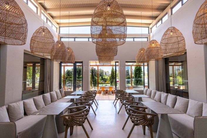 Image No.28-3 Bed Property for sale