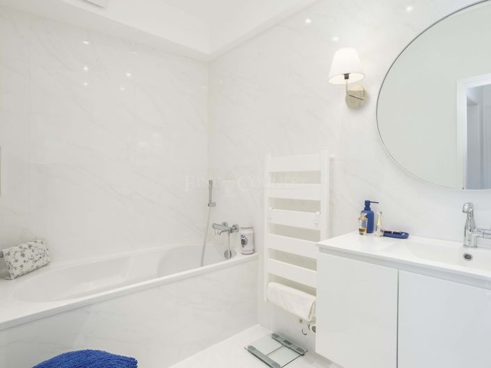 Image No.18-3 Bed Townhouse for sale