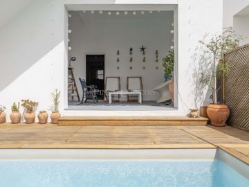 2104-343228-b952a8cbdbc2fd66601ce91bb265b9cce