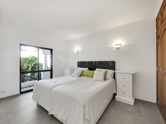 Image No.16-2 Bed Apartment for sale