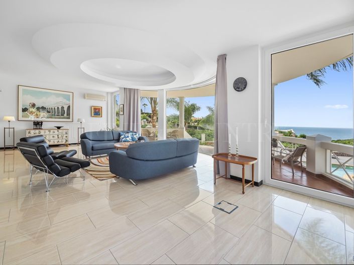 Image No.35-7 Bed Property for sale