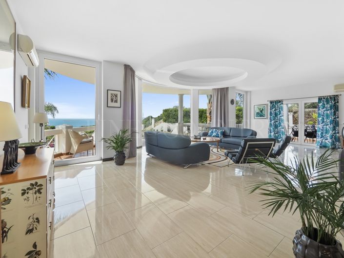Image No.44-7 Bed Property for sale