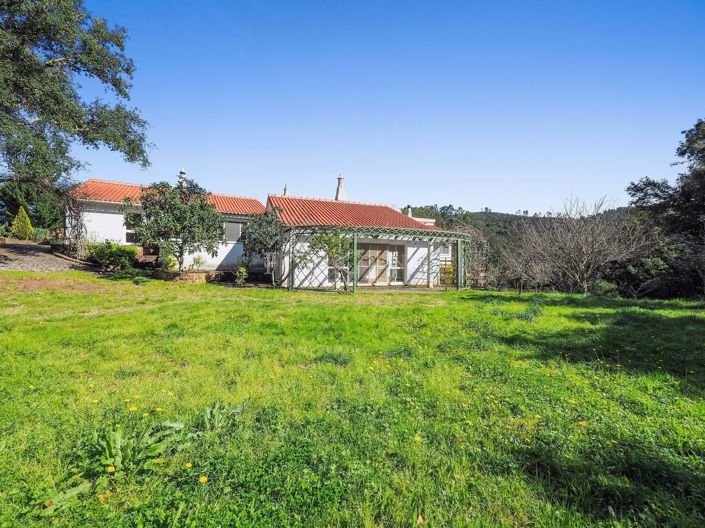 Image No.31-5 Bed Property for sale