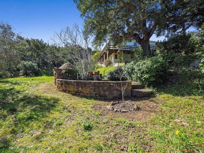 Image No.33-5 Bed Property for sale