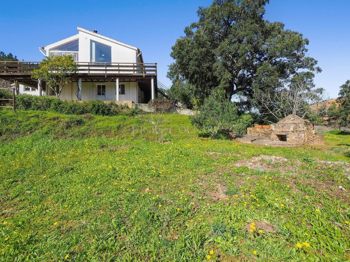 Image No.37-5 Bed Property for sale