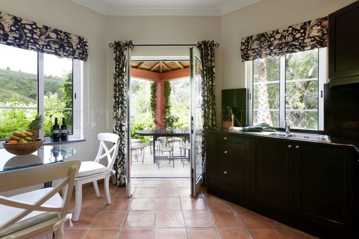 Image No.3-7 Bed Villa for sale