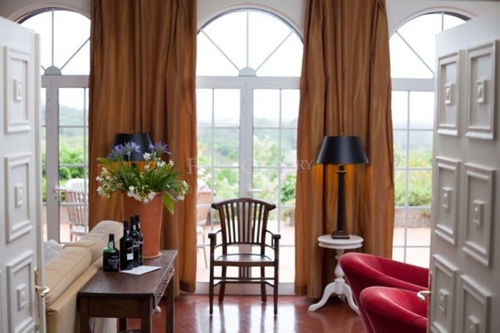 Image No.27-7 Bed Villa for sale