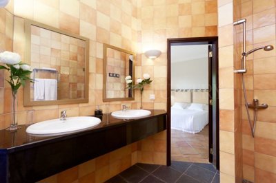 2104-346428-53692adbb4d7b8272cdc4cb7055921f49