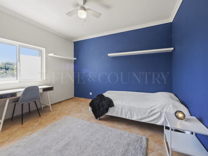 Image No.14-5 Bed Property for sale