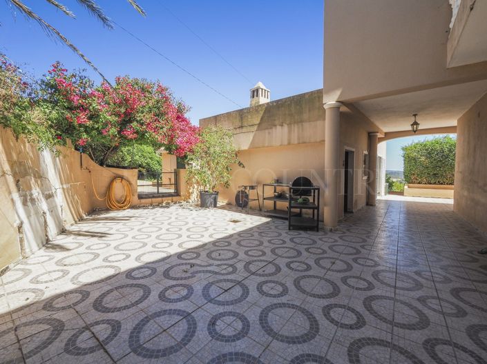 Image No.33-5 Bed Property for sale