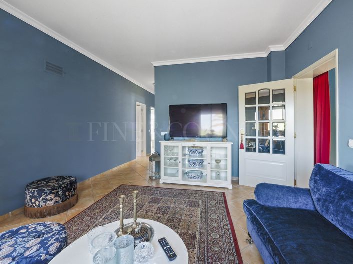Image No.8-5 Bed Property for sale