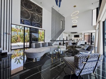 2104-348690-b952a8cbdbc2fd66601ce91bb265b9cce