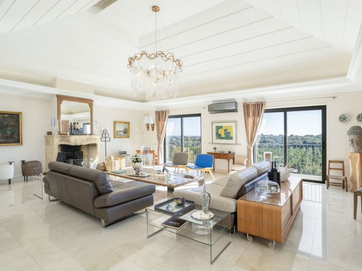 Image No.11-7 Bed Villa for sale