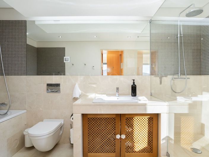 Image No.26-7 Bed Villa for sale
