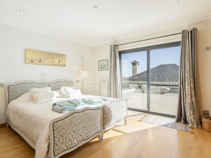 Image No.27-7 Bed Villa for sale