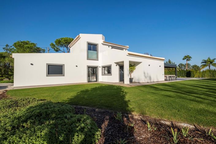 Image No.32-Propriété de 3 chambres à vendre à Ludo