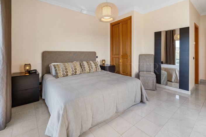 Image No.11-3 Bed Villa for sale
