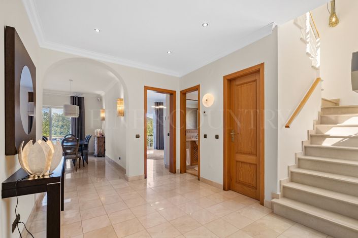 Image No.5-3 Bed Villa for sale