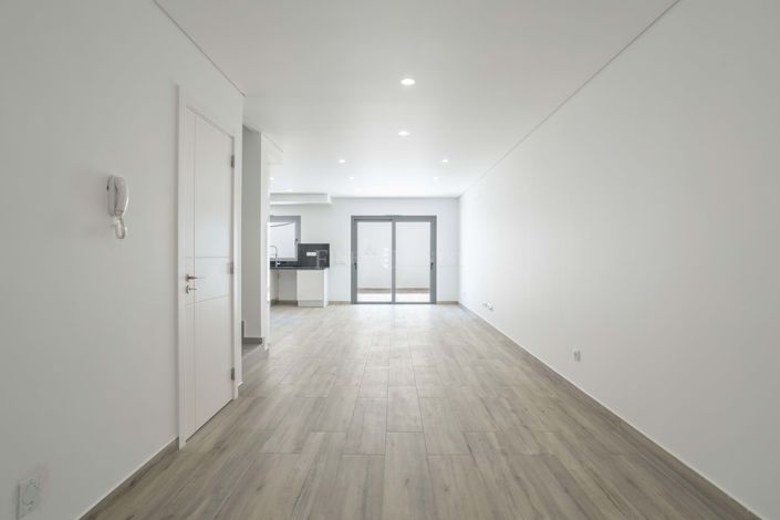 Image No.6-3 Bed Townhouse for sale