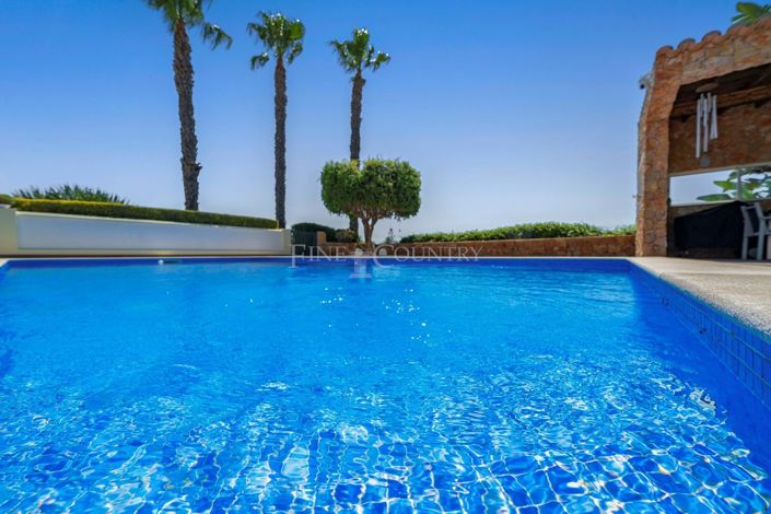 Image No.43-4 Bed Villa for sale