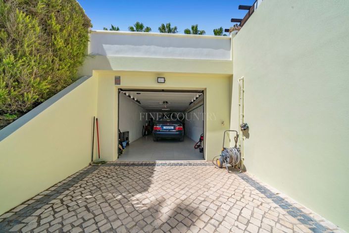 Image No.48-4 Bed Villa for sale