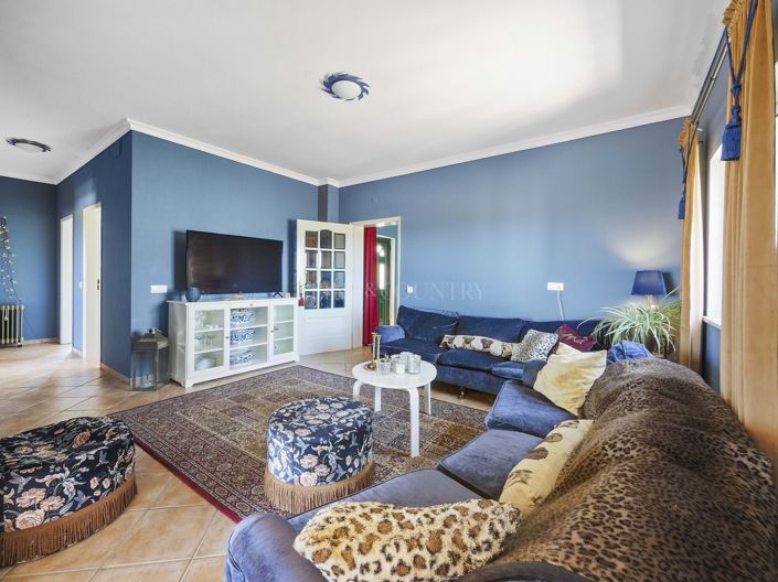 Image No.3-5 Bed Property for sale