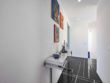 2104-348690-14d4e763c151089fe37f379b2f9be1ace