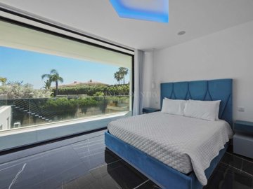 2104-348690-14d4e763c151089fe37f379b2f9be1ace