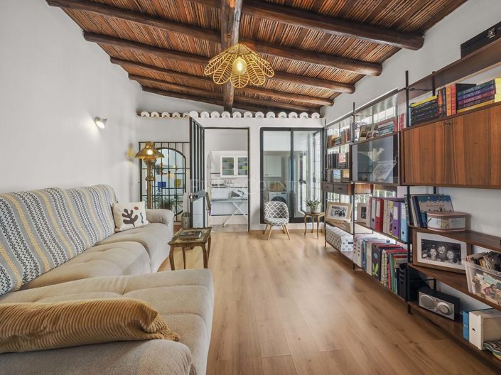 Image No.20-3 Bed Property for sale