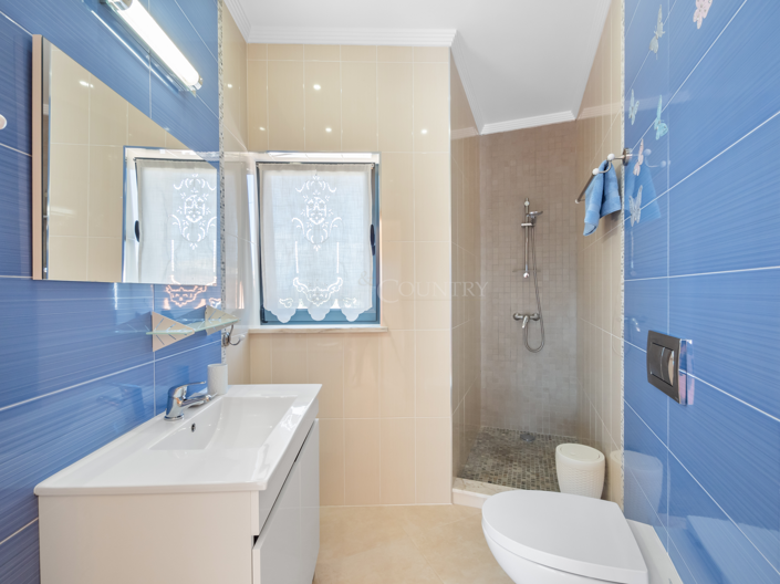 Image No.11-3 Bed Villa for sale