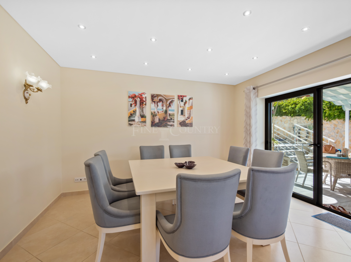 Image No.5-3 Bed Villa for sale