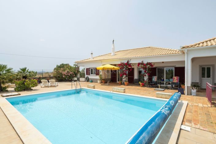 Image No.21-3 Bed Villa for sale