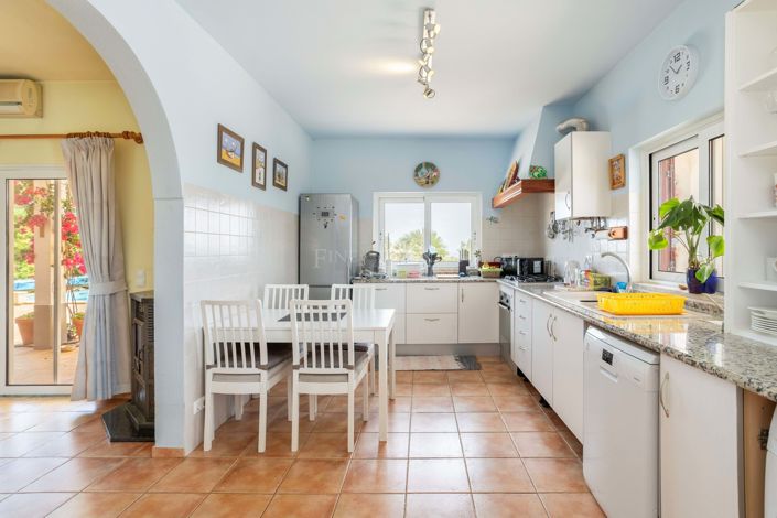 Image No.7-3 Bed Villa for sale