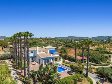 4 Bed Villa for sale