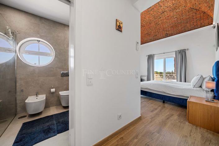 Image No.14-4 Bed Villa for sale