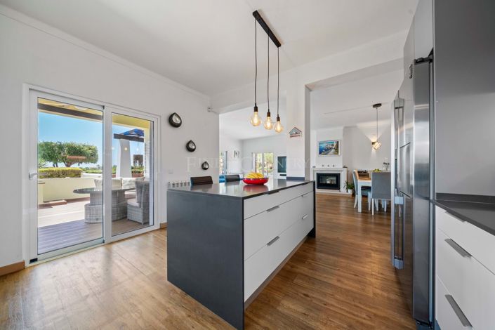 Image No.29-4 Bed Villa for sale