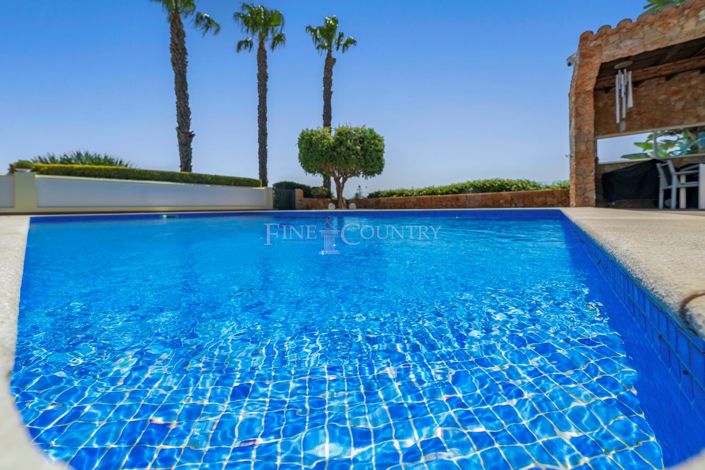 Image No.42-4 Bed Villa for sale