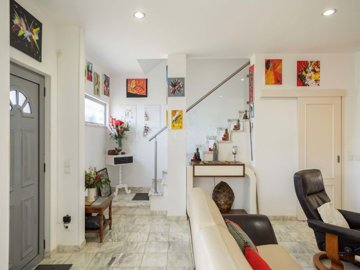 2104-352302-b952a8cbdbc2fd66601ce91bb265b9cce