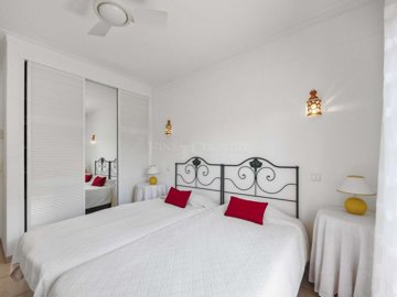 2104-349842-b952a8cbdbc2fd66601ce91bb265b9cce