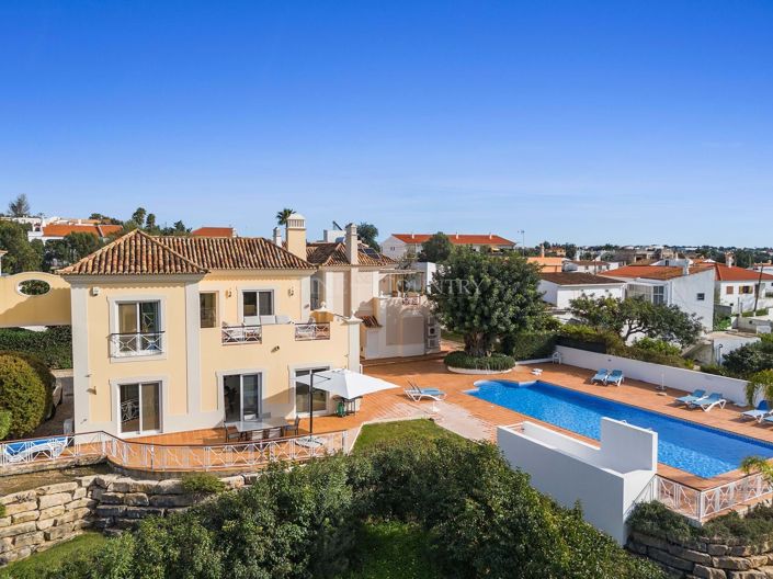 Image No.1-3 Bed Villa for sale