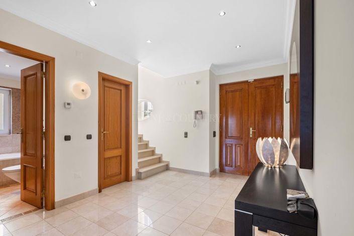 Image No.17-3 Bed Villa for sale