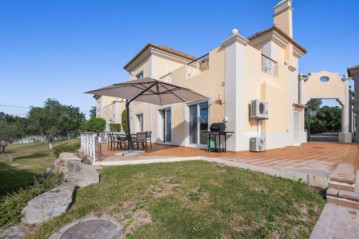 Image No.19-3 Bed Villa for sale