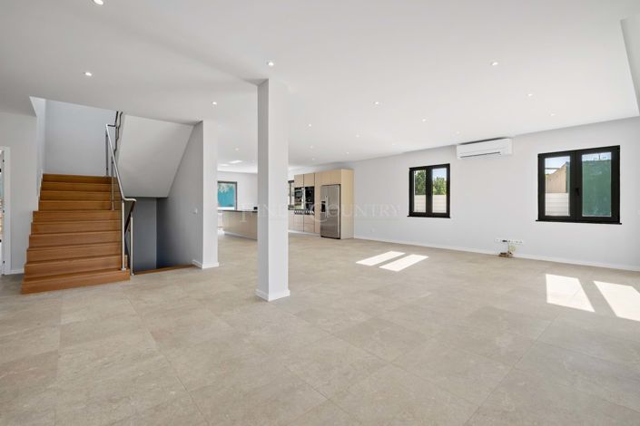 Image No.33-4 Bed Villa for sale